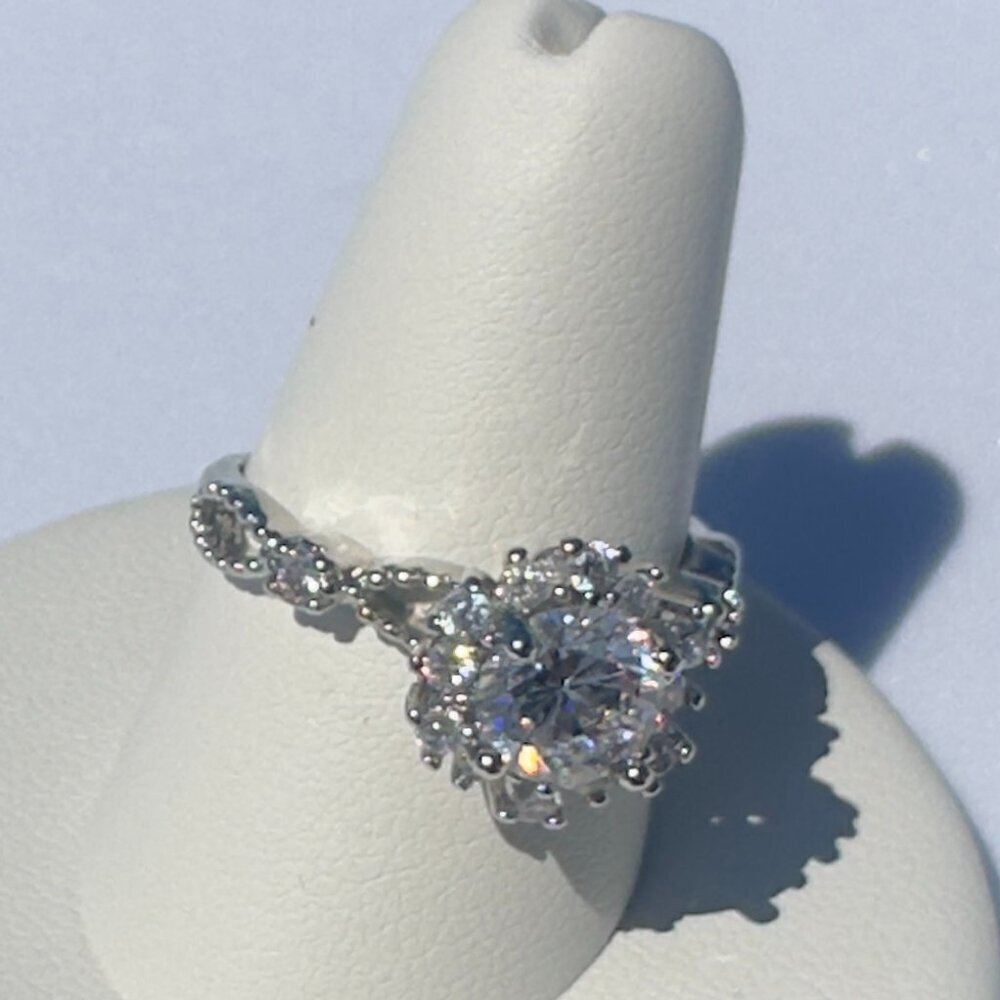 Adjustable Silver Ring W/ 2.0 Ct Diamond Simulate & Moissanite Elegant - Picture 8 of 16
